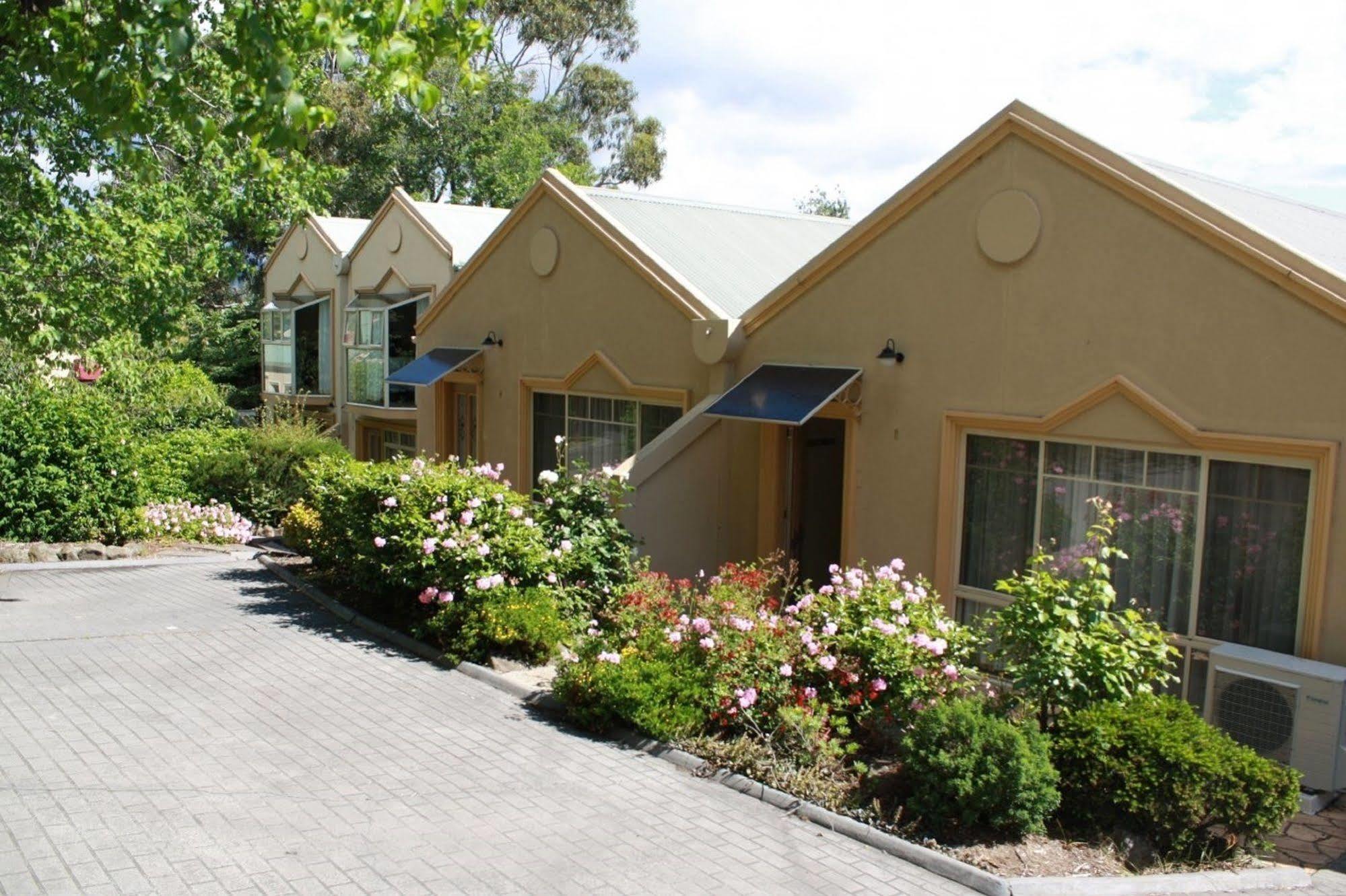 Quest Trinity House Aparthotel Hobart Bagian luar foto