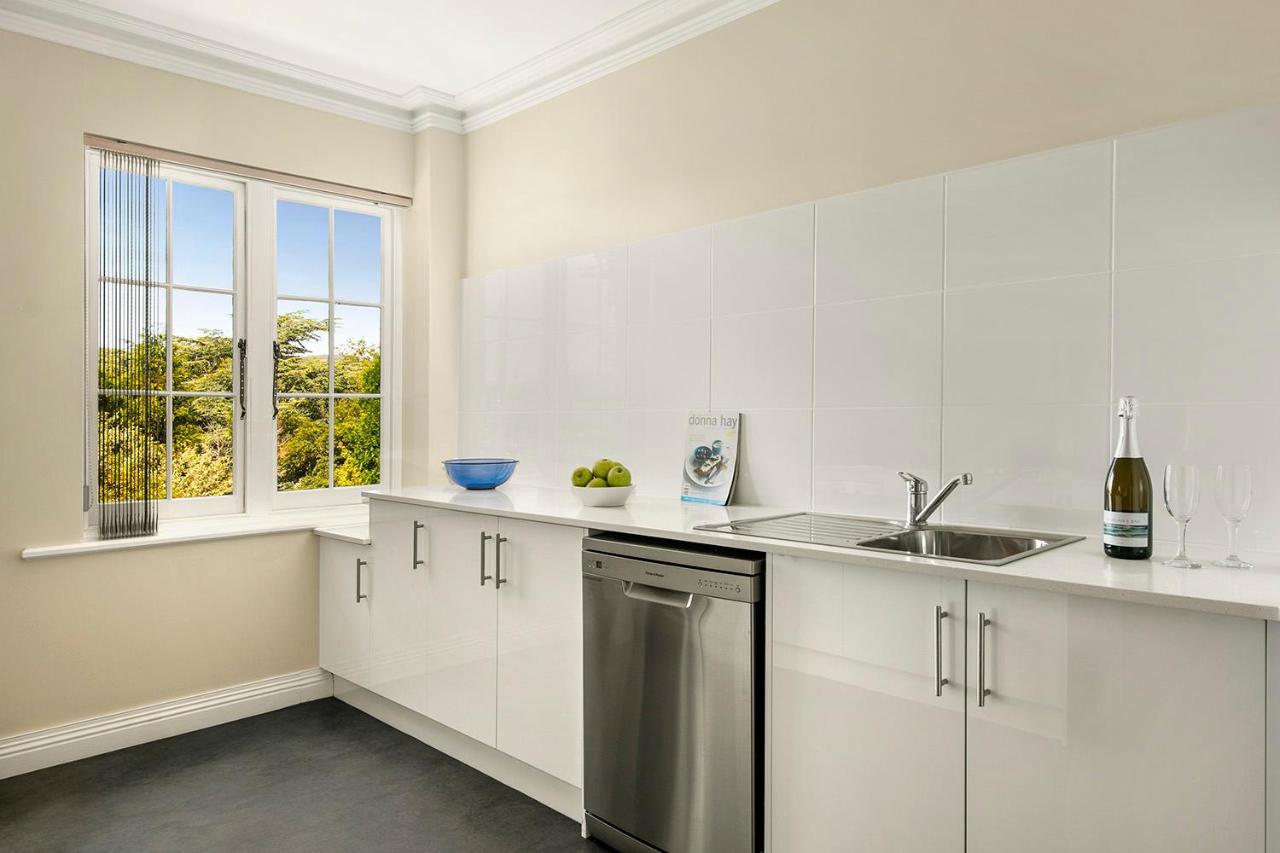 Quest Trinity House Aparthotel Hobart Bagian luar foto